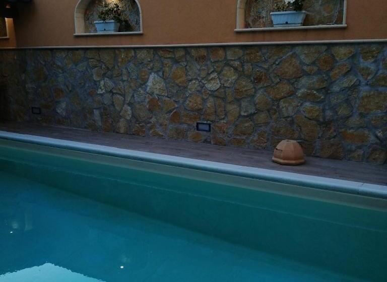 پانسیون Ivana Home