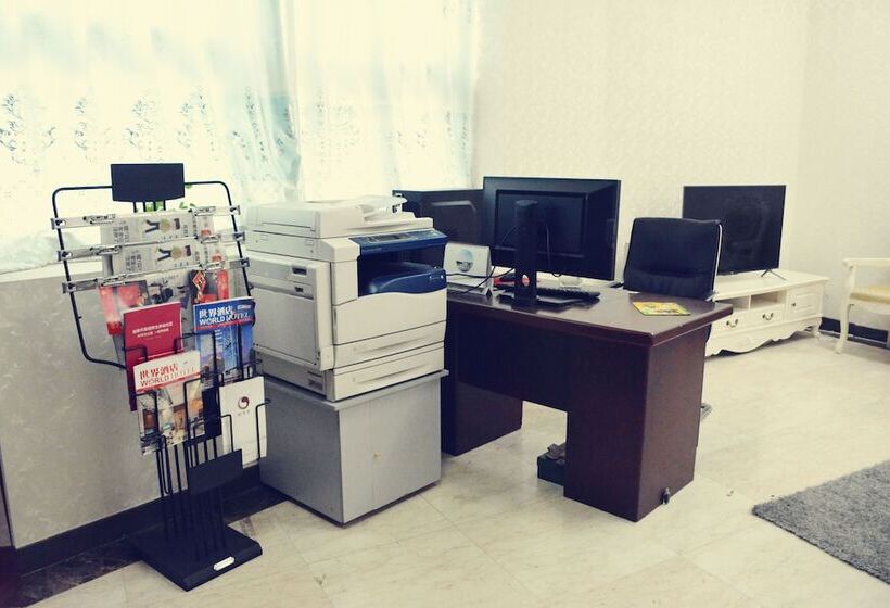 Отель Nanjing Panda Jinling