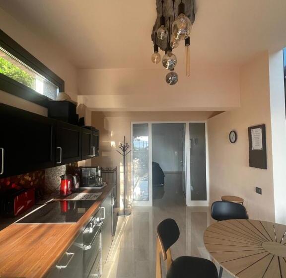 پانسیون Luxury Apartments Teodora