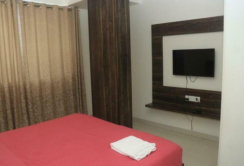 ホテル Chitara Residency