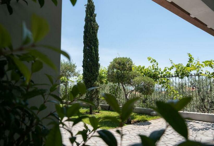 פנסיון Lux Suite Sicily