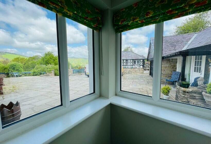 بنسيون Pentre Cerrig Country House