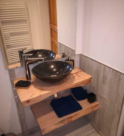 住宿加早餐  Chambre D Hôtes Nos Racines