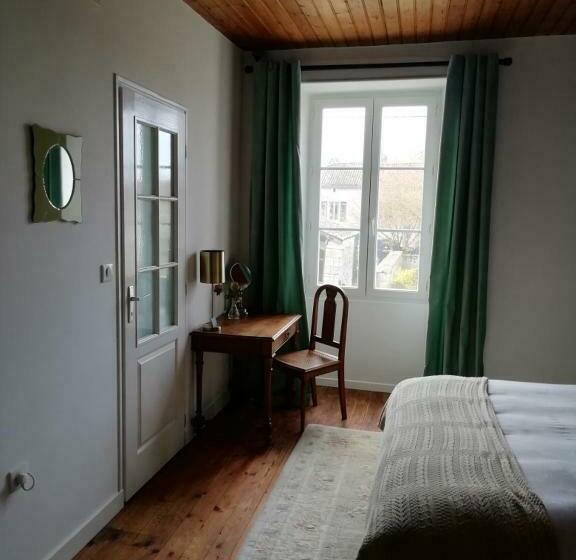 ベッドアンドブレックファースト La Maison Mûrier