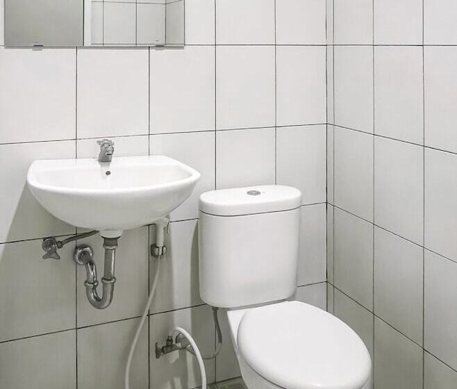 هتل Oyo 91316 Hh Guest House Makassar