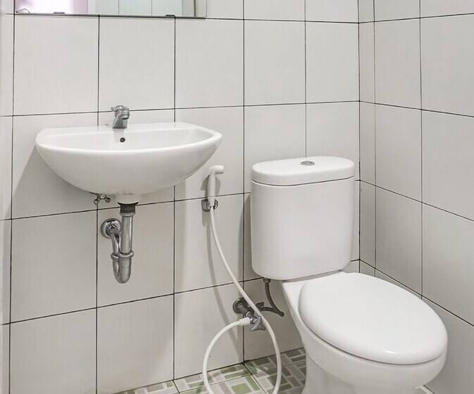 هتل Oyo 91316 Hh Guest House Makassar