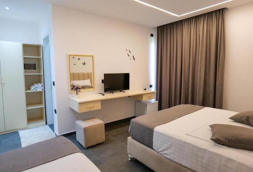 هتل Vila Celaj