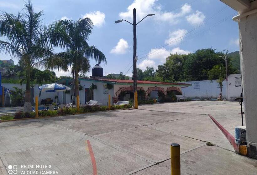 فندق Los Abuelos
