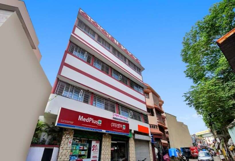 ホテル Goroomgo Vhyom Sky Palace Near Sakherbazar Metro Station Kolkata