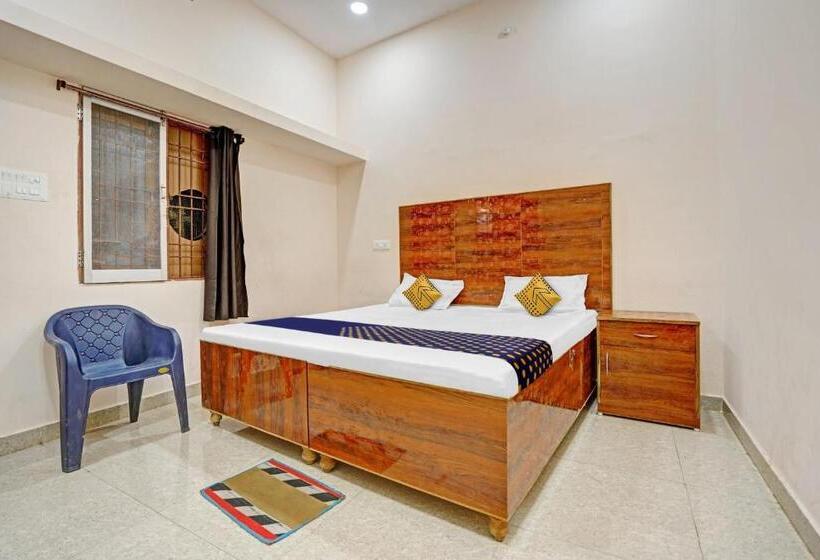 فندق Spot On  Evening Star Inn