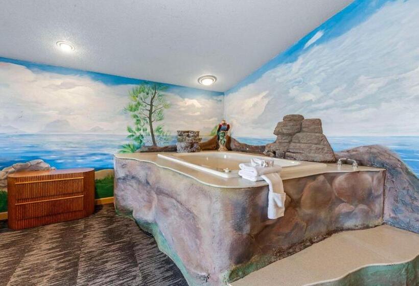 Atlantis Family Waterpark Hotel, Ascend Hotel Collection