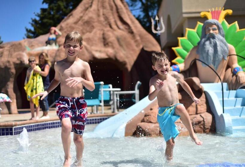 Atlantis Family Waterpark Hotel, Ascend Hotel Collection