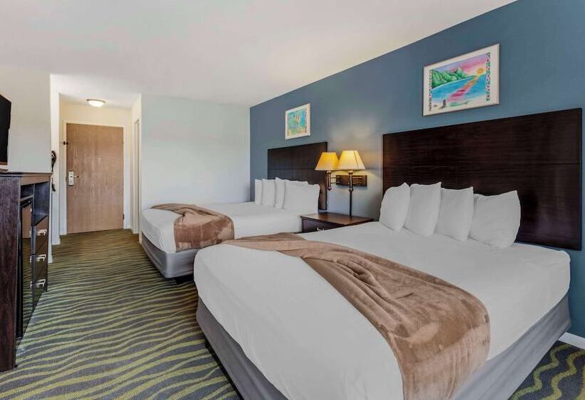 Atlantis Family Waterpark Hotel, Ascend Hotel Collection