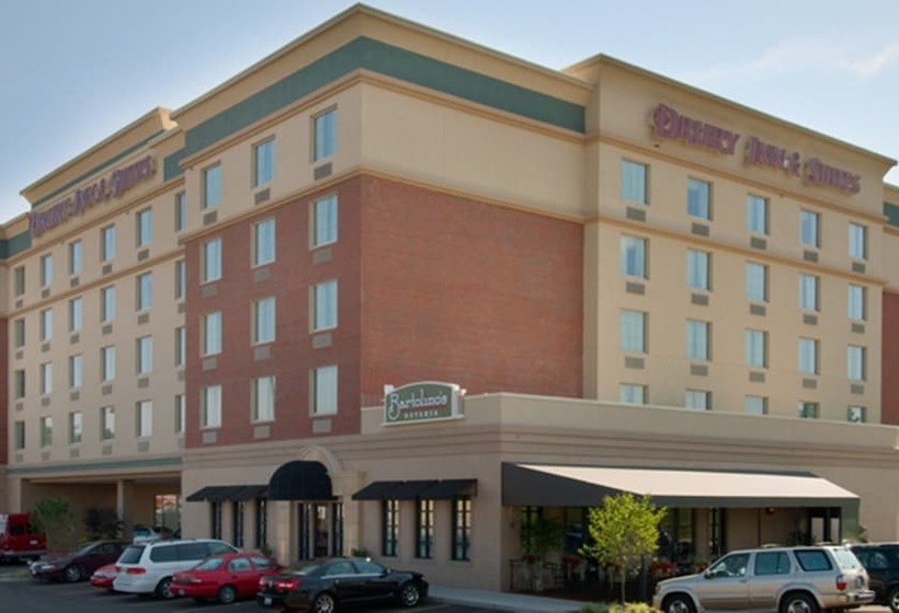 هتل Drury Inn & Suites St. Louis Forest Park
