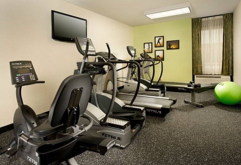 בית מלון כפרי Drury Inn & Suites St Louis Southwest