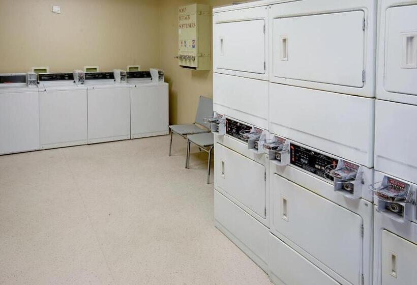 בית מלון כפרי Extended Stay America Suites  Indianapolis  Castleton