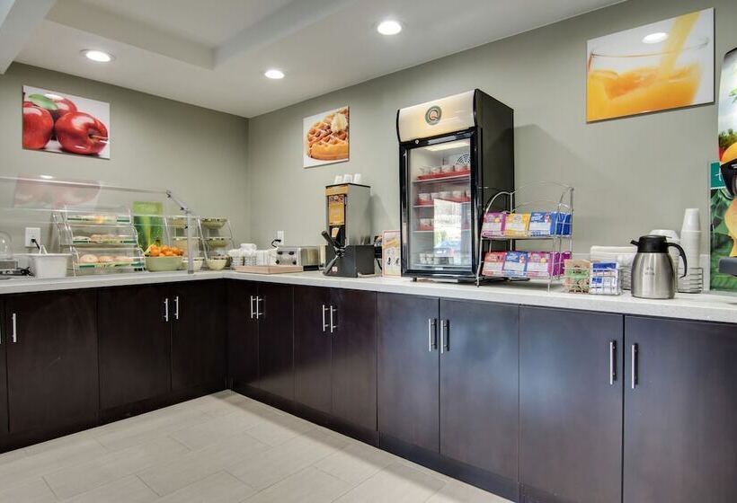 فندق Quality Inn & Suites Athens University Area