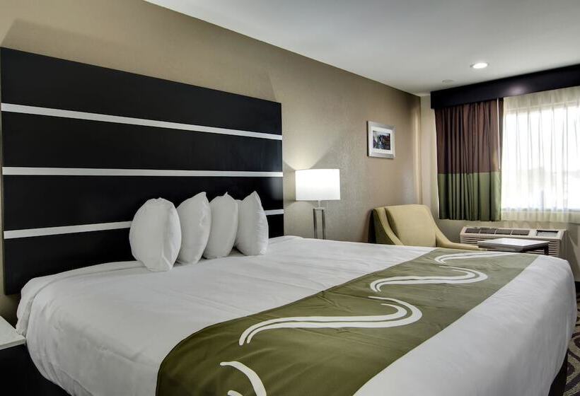 فندق Quality Inn & Suites Athens University Area