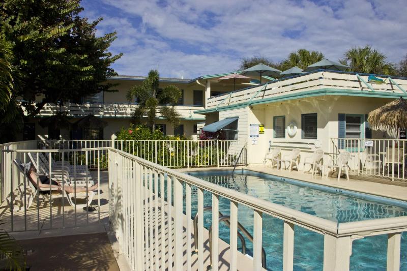 فندق Seaspray Surf Lodge