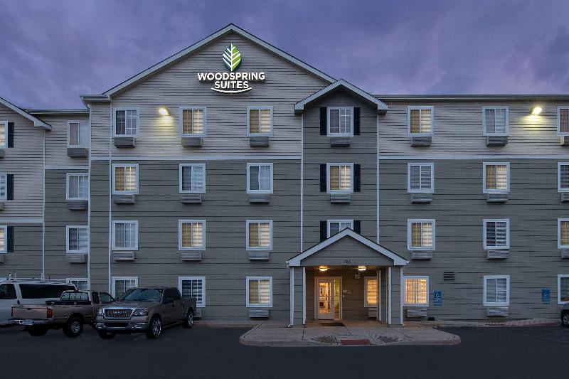 هتل Woodspring Suites Huntsville/ Madison