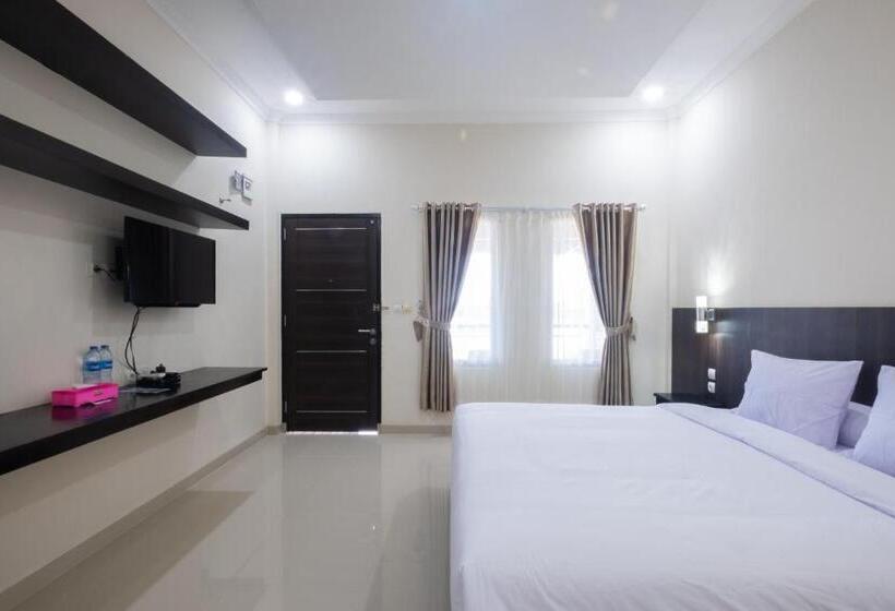 هتل Kelayang Beach