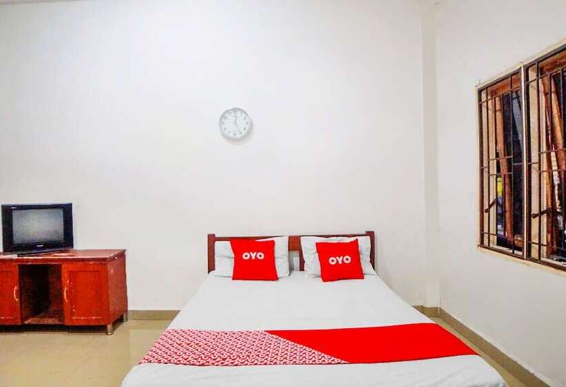 هتل Oyo 91647 Sanina Residence