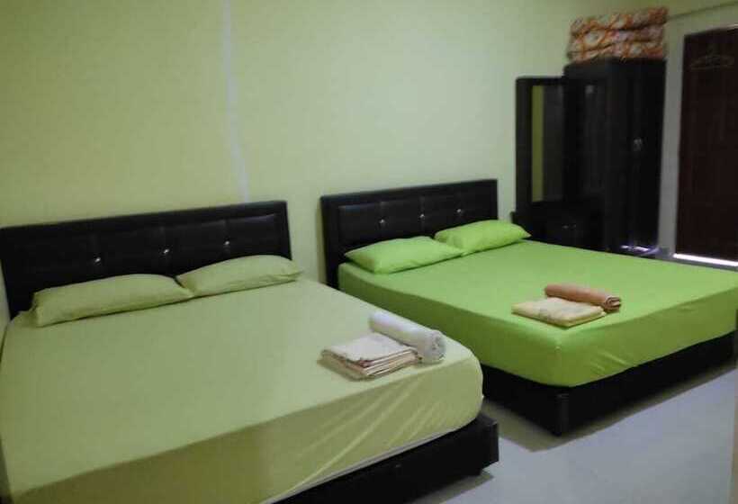 فندق Oyo Homes 90600 Ummi Chalet Dungun
