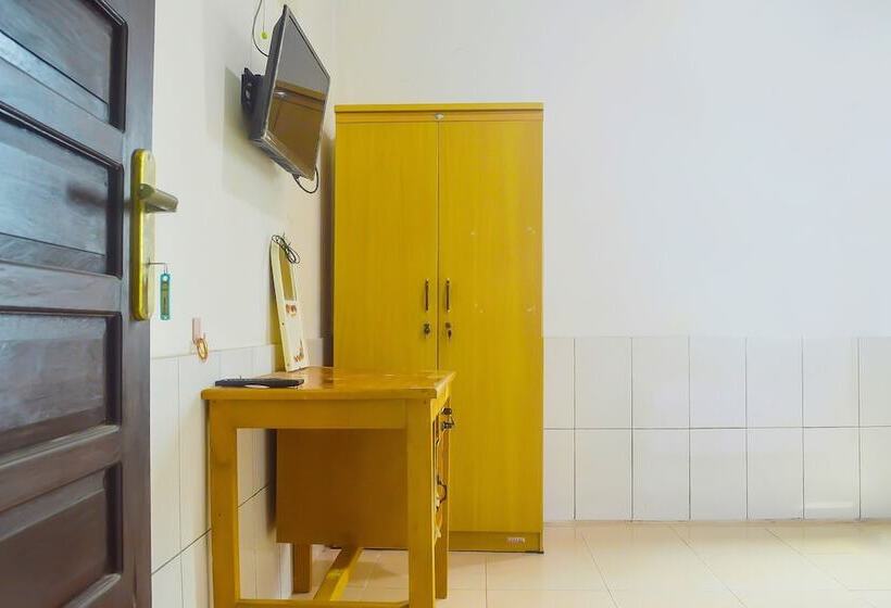 فندق Spot On 91623 Pj Guest House Syariah