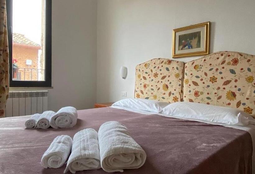 فندق صغير Locanda Le Ginestre