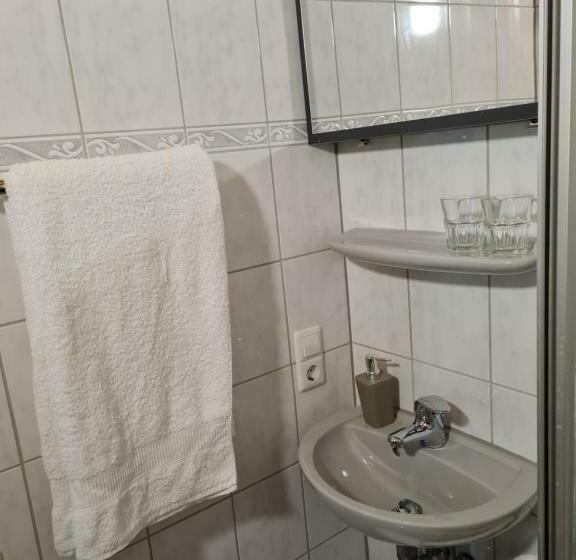 호텔 Zum Goldenen Fass