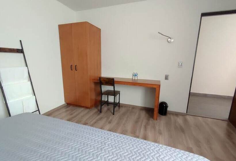 پانسیون El Salto De Camela Hostal