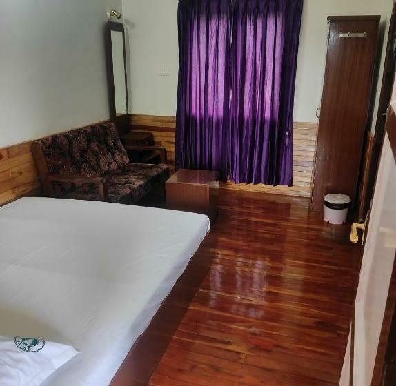 هتل The Jacks Hilltop Kodai