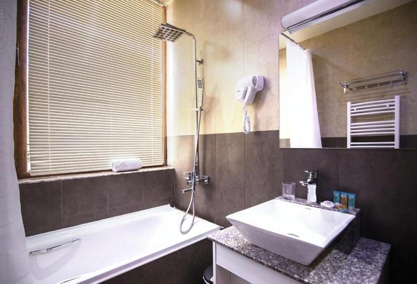 هتل Sochut Resort Stepanavan