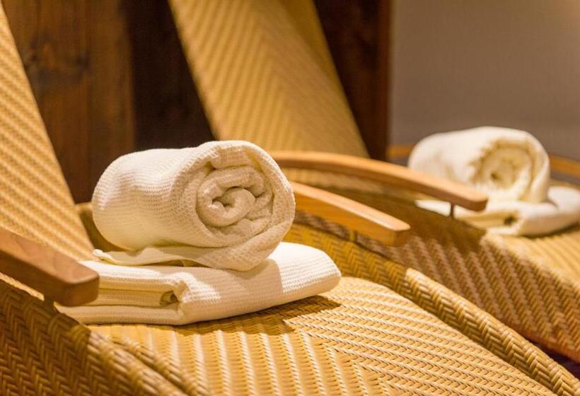 تختخواب و صبحانه Pension Daniel