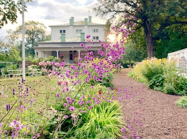 Drottning Victorias Hotell Och Vilohem