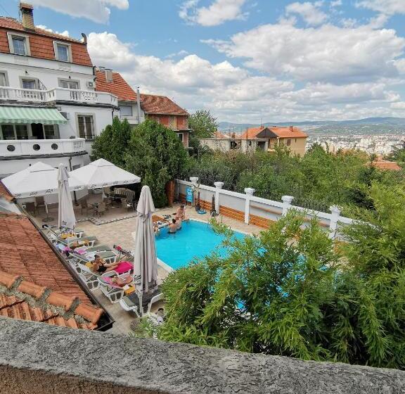 Garni Hotel Panorama Lux