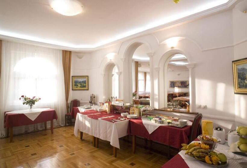 Garni Hotel Panorama Lux