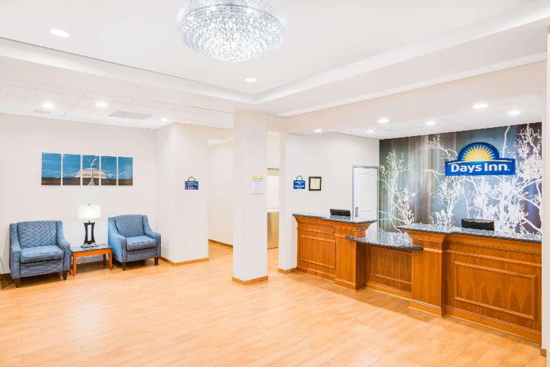 فندق Days Inn By Wyndham Watertown Fort Drum