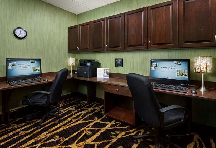 هتل Hampton Inn & Suites Williamsport - Faxon Exit