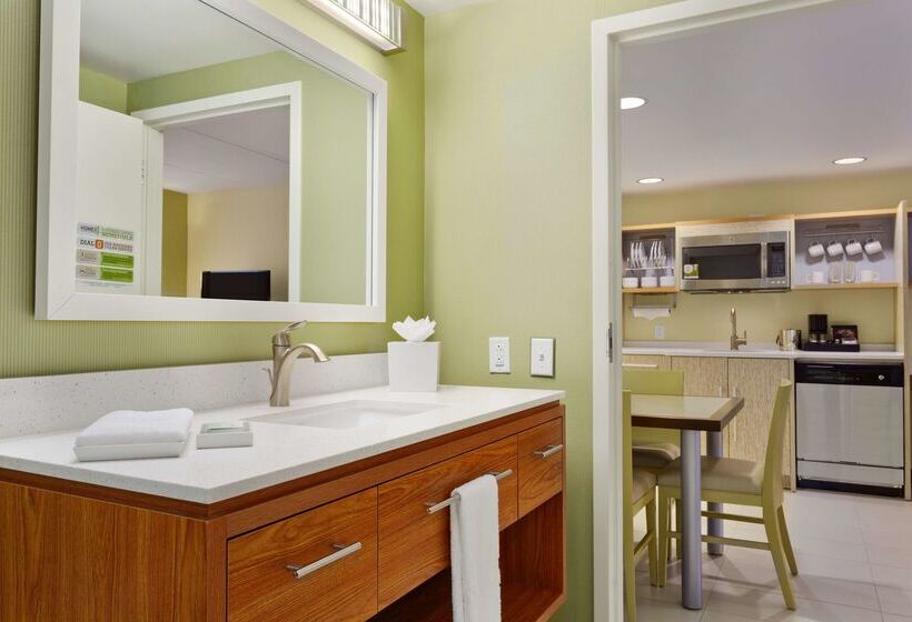 هتل Home2 Suites By Hilton Baltimore / Aberdeen, Md