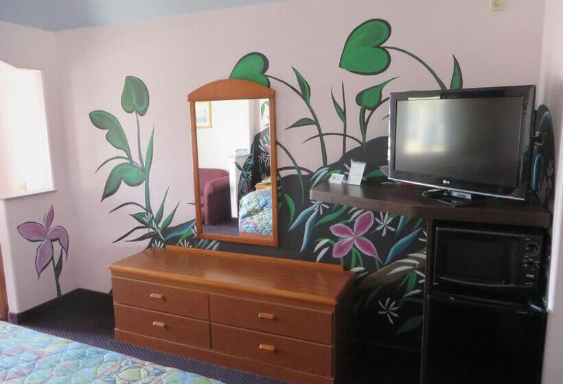 호텔 Travelers Inn And Suites Liberty