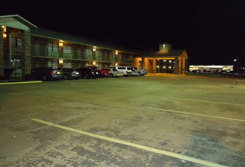 בית מלון כפרי Walnut Inn