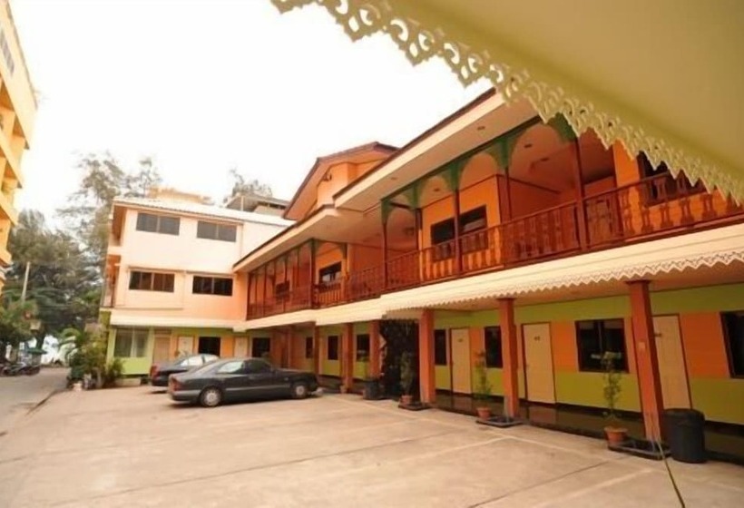 Magic House Hostel