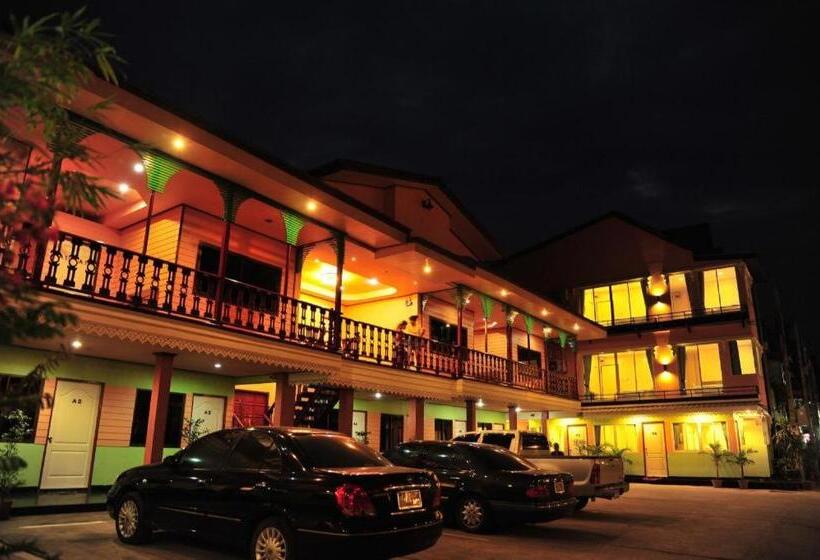 Magic House Hostel
