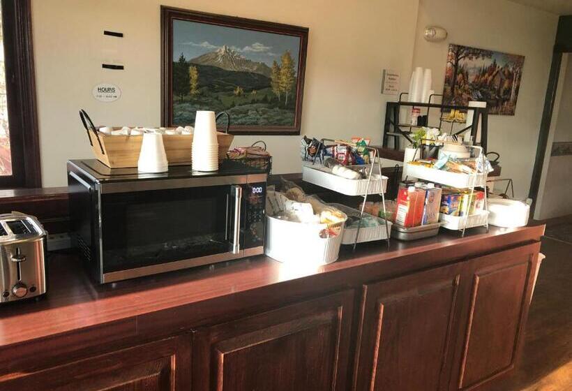 모텔 Jefferson Inn