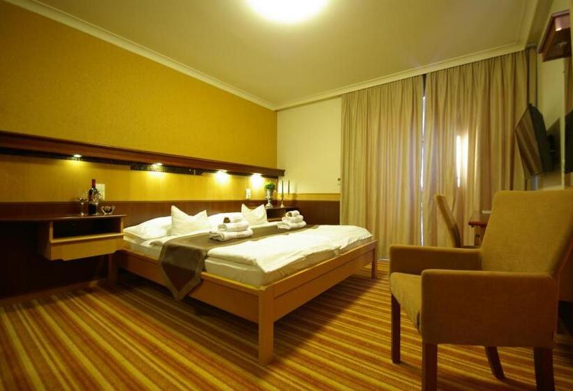 Xavin Wellness Hotel & Restaurant