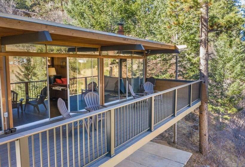 4br Cabin Mountain Views With Fireplace