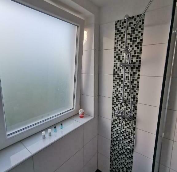 Liebevoll Eingerichtete Ferienwohnung   Zentrale Lage   Netflix & Paytv