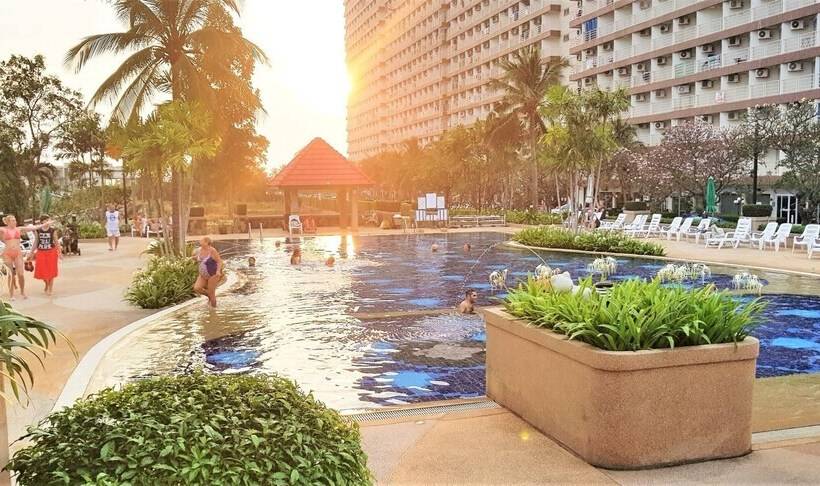 Jomtien Beach Condo   Studio Close To The Beach