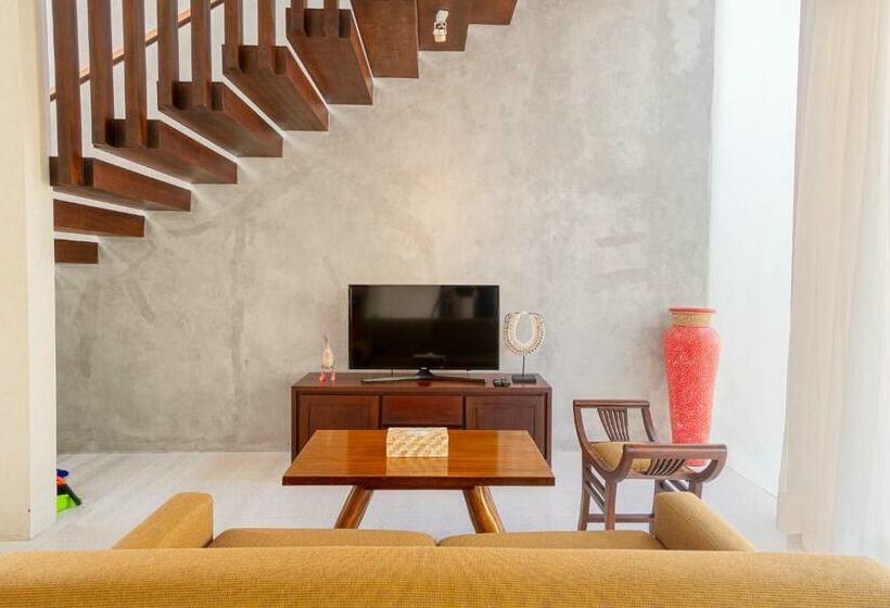 Miracle Villa